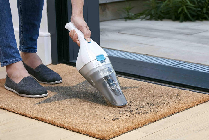 Black+Decker Accu-Handstofzuiger, 3,6 V Lithium, Zonder Stofzak En Draadloos, Incl Oplaadkabel, NVC115JL-QW, Wit/Blauw, 325 ml
